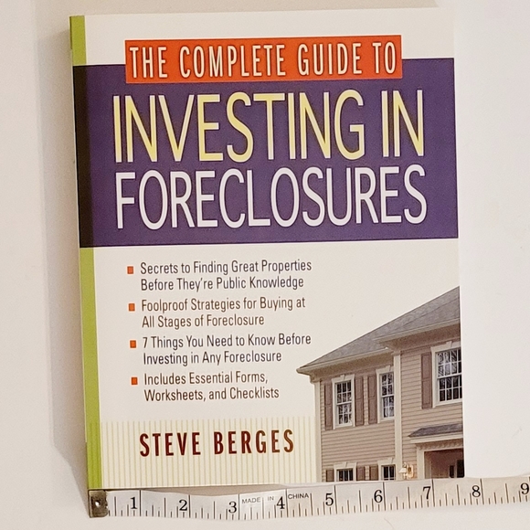 NWOT Investing in Foreclosures - Picture 3 of 6